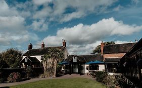Oak Farm Hotel